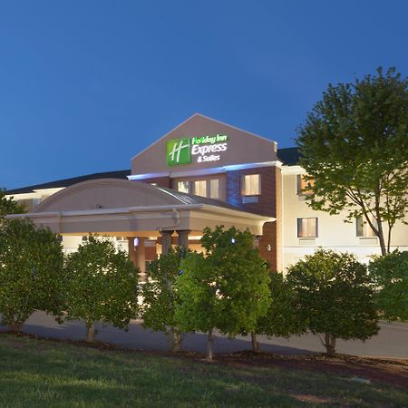 Holiday Inn Express Hotel & Suites Mebane By Ihg Zewnętrze zdjęcie