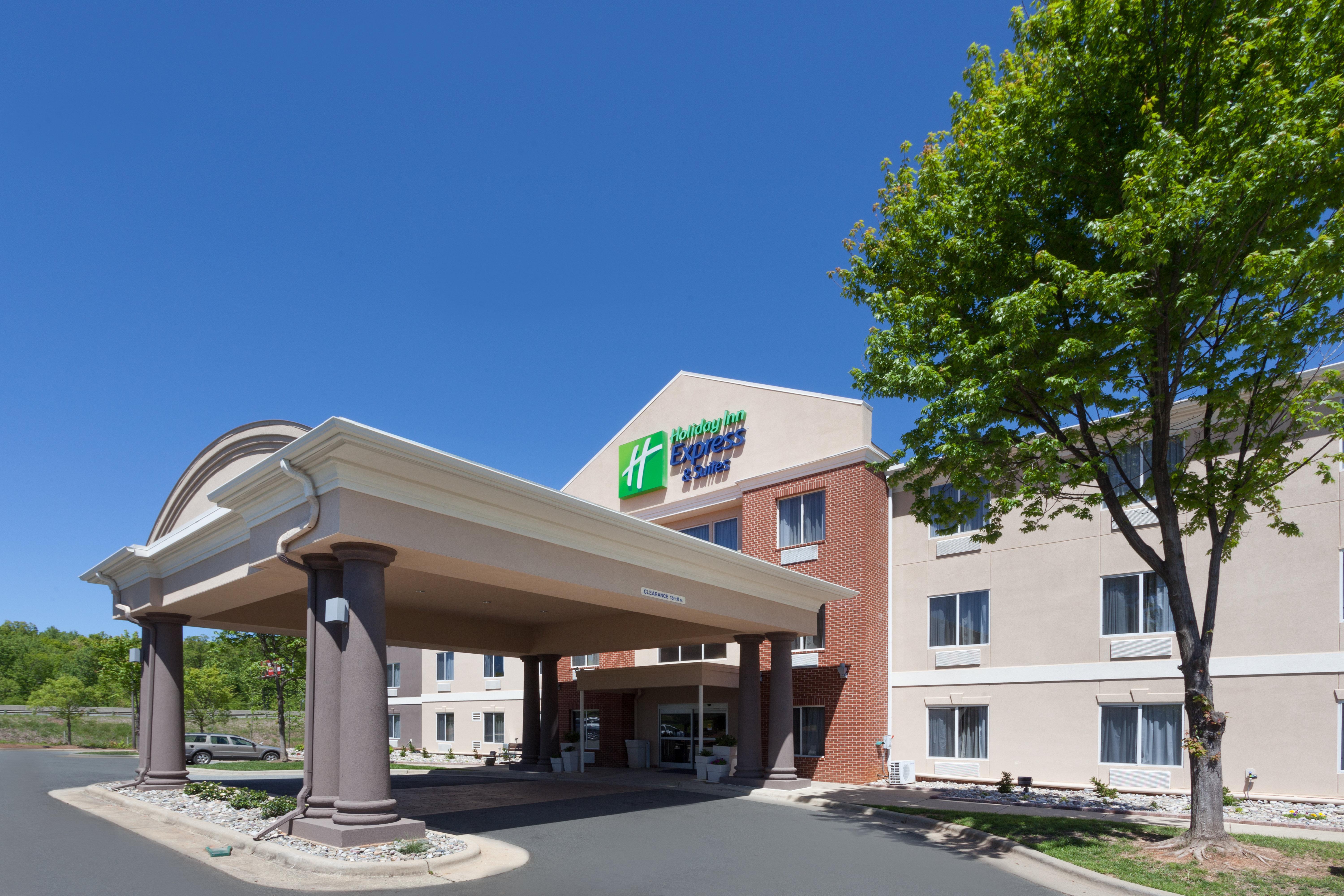 Holiday Inn Express Hotel & Suites Mebane By Ihg Zewnętrze zdjęcie